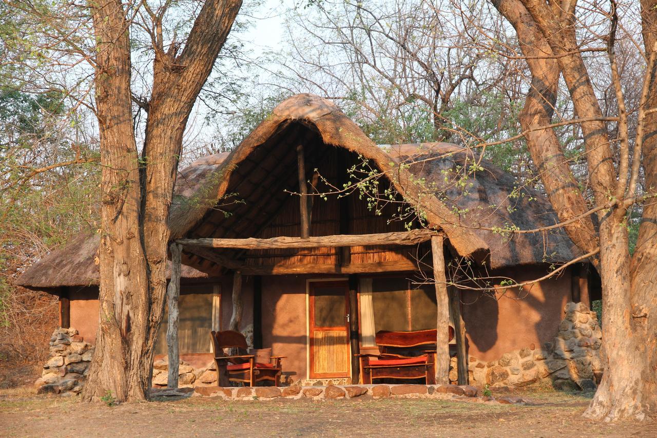 Hippo Lodge Kafue Екстериор снимка